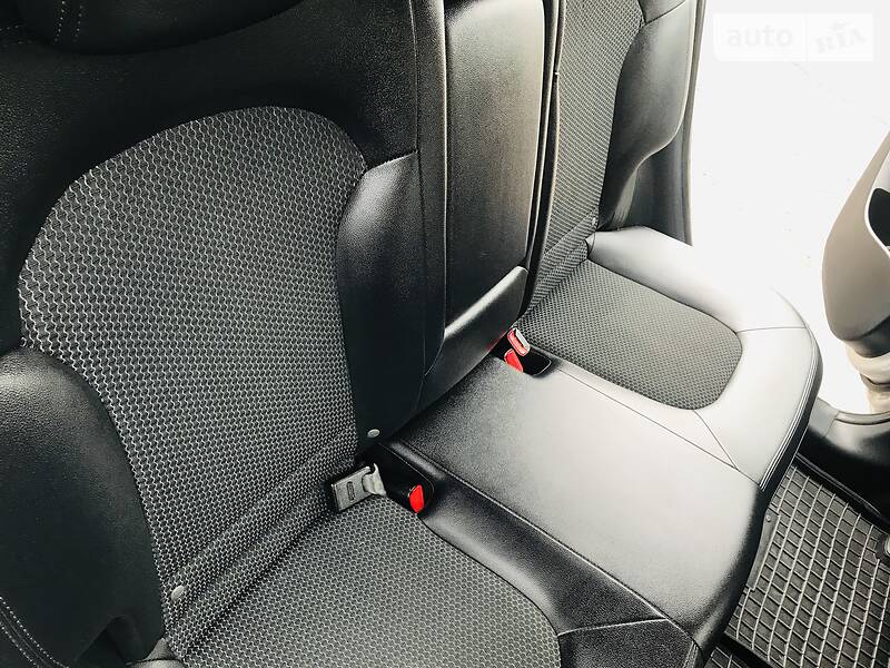 Внедорожник / Кроссовер Hyundai ix35 2012 в Каменском