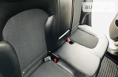 Позашляховик / Кросовер Hyundai ix35 2012 в 
