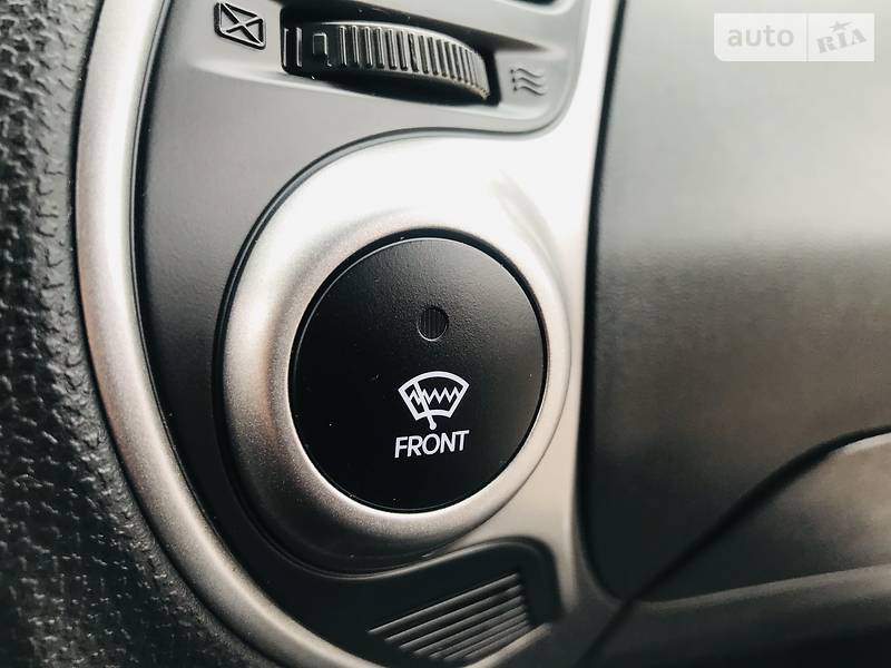 Внедорожник / Кроссовер Hyundai ix35 2012 в Каменском