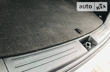 Позашляховик / Кросовер Hyundai ix35 2012 в 