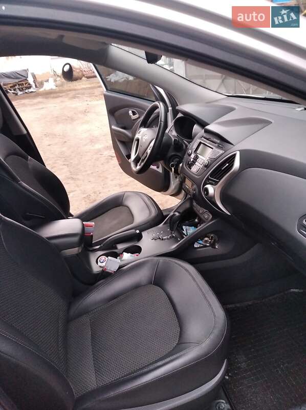 Внедорожник / Кроссовер Hyundai ix35 2011 в Кривом Озере