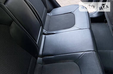 Позашляховик / Кросовер Hyundai ix35 2011 в 