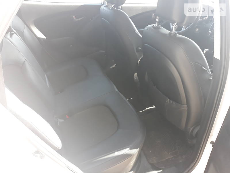 Позашляховик / Кросовер Hyundai ix35 2015 в Львові