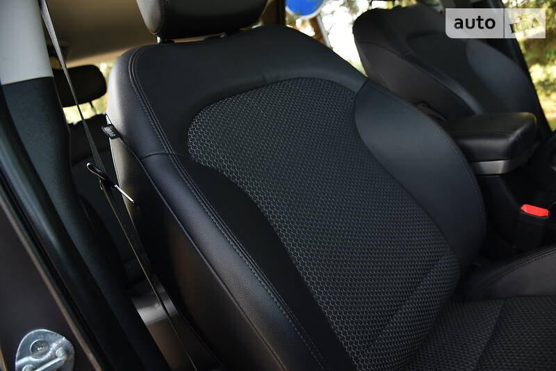 Позашляховик / Кросовер Hyundai ix35 2012 в Дрогобичі