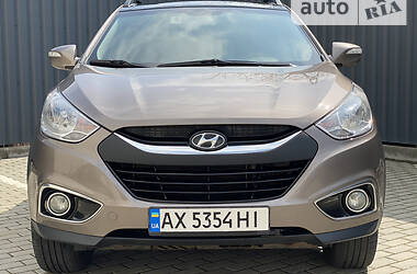 Внедорожник / Кроссовер Hyundai ix35 2011 в Харькове