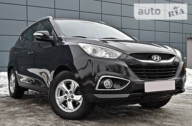 Внедорожник / Кроссовер Hyundai ix35 2010 в Харькове