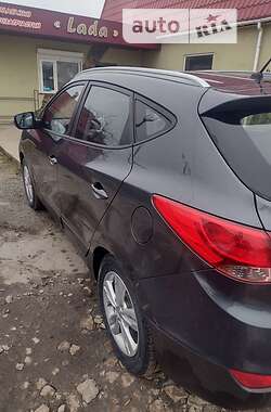 Позашляховик / Кросовер Hyundai ix35 2010 в Ізяславі