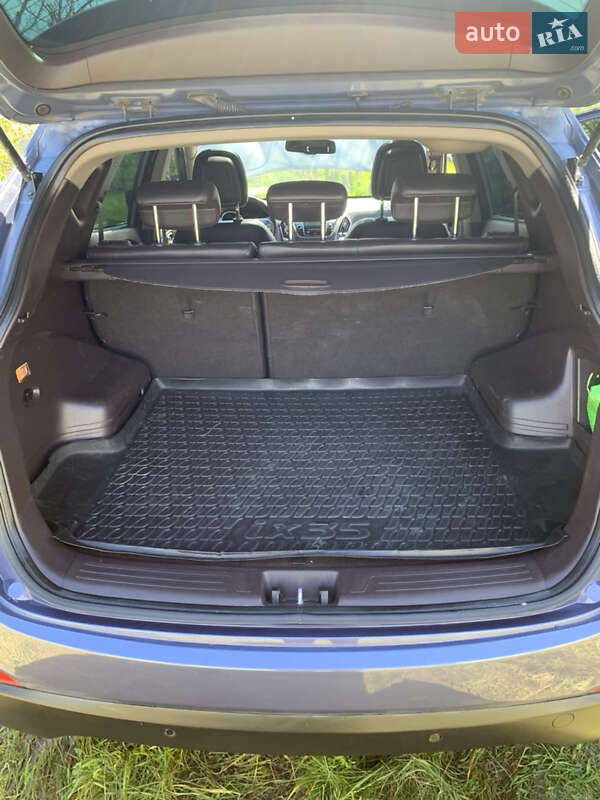 Внедорожник / Кроссовер Hyundai ix35 2011 в Киеве