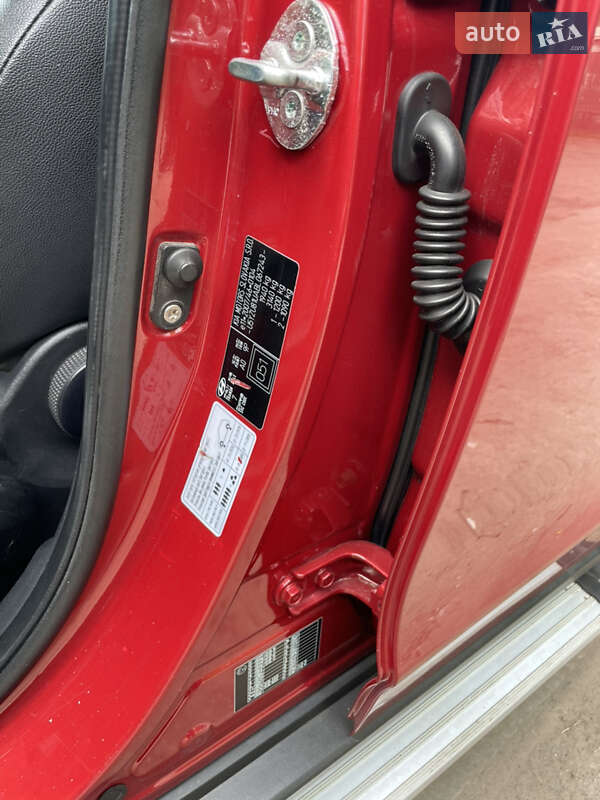 Внедорожник / Кроссовер Hyundai ix35 2010 в Золотоноше