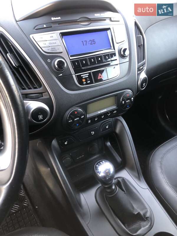Позашляховик / Кросовер Hyundai ix35 2011 в Коломиї