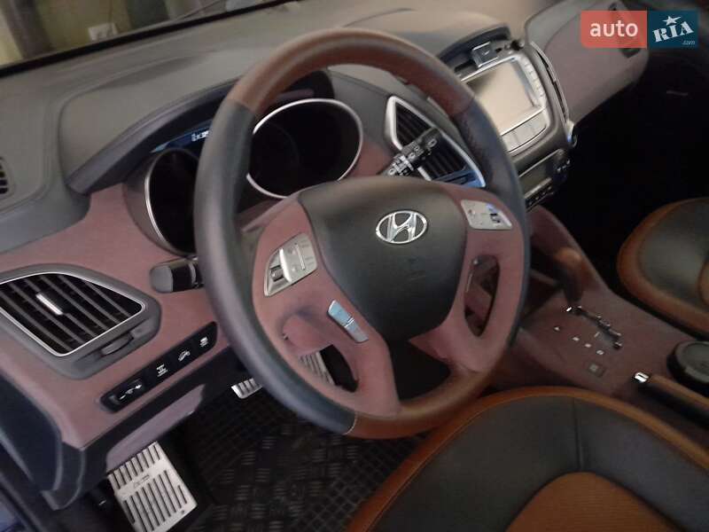 Внедорожник / Кроссовер Hyundai ix35 2011 в Борисполе
