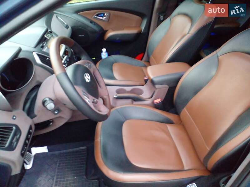 Внедорожник / Кроссовер Hyundai ix35 2011 в Борисполе