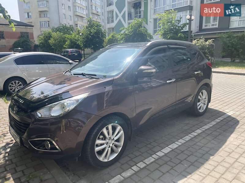 Позашляховик / Кросовер Hyundai ix35 2011 в Івано-Франківську