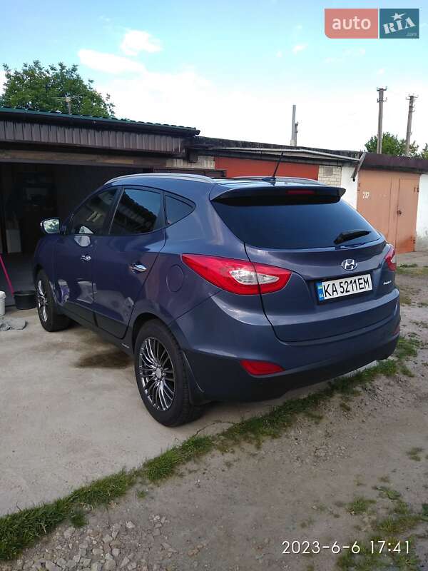 Внедорожник / Кроссовер Hyundai ix35 2011 в Борисполе
