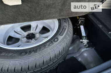 Внедорожник / Кроссовер Hyundai ix35 2011 в 