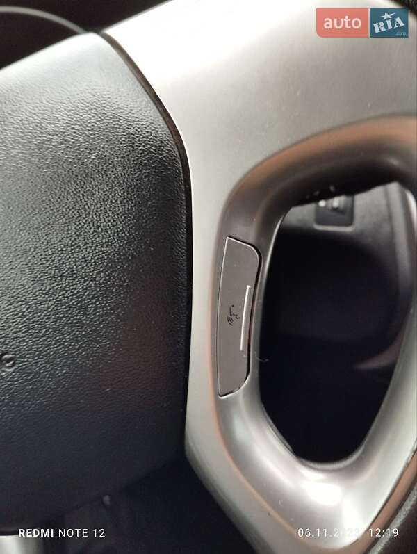 Внедорожник / Кроссовер Hyundai ix35 2010 в Ратным фото 33 Внедорожник / Кроссовер Hyundai ix35 2010 в Ратным