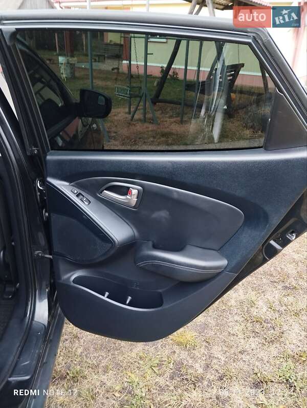 Внедорожник / Кроссовер Hyundai ix35 2010 в Ратным фото 41 Внедорожник / Кроссовер Hyundai ix35 2010 в Ратным