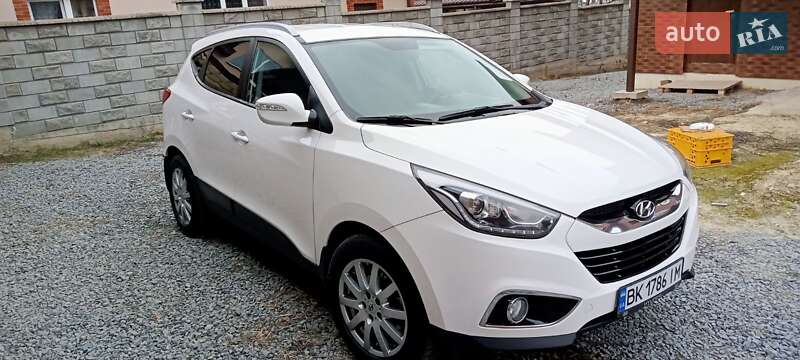 Внедорожник / Кроссовер Hyundai ix35 2014 в Ровно
