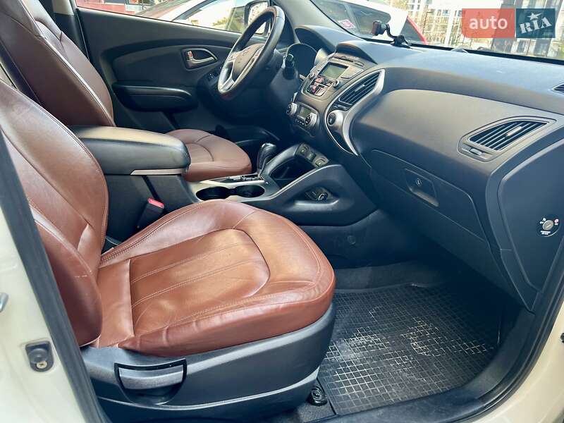 Позашляховик / Кросовер Hyundai ix35 2010 в Львові