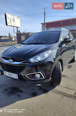 Внедорожник / Кроссовер Hyundai ix35 2012 в Ирпене