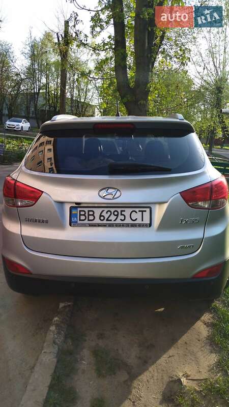 Внедорожник / Кроссовер Hyundai ix35 2010 в Черкассах