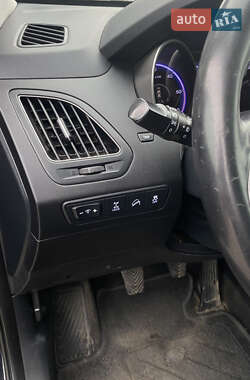 Внедорожник / Кроссовер Hyundai ix35 2010 в Ровно