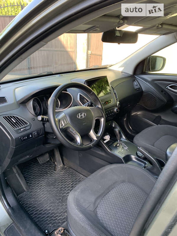 Позашляховик / Кросовер Hyundai ix35 2010 в Хмельницькому