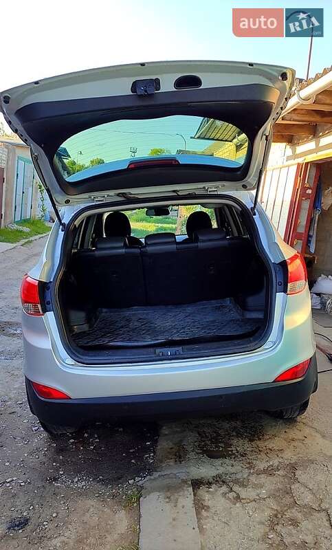 Внедорожник / Кроссовер Hyundai ix35 2014 в Светловодске фото 8 Внедорожник / Кроссовер Hyundai ix35 2014 в Светловодске