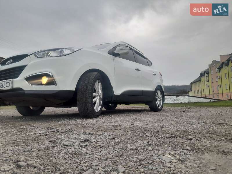 Внедорожник / Кроссовер Hyundai ix35 2011 в Тернополе