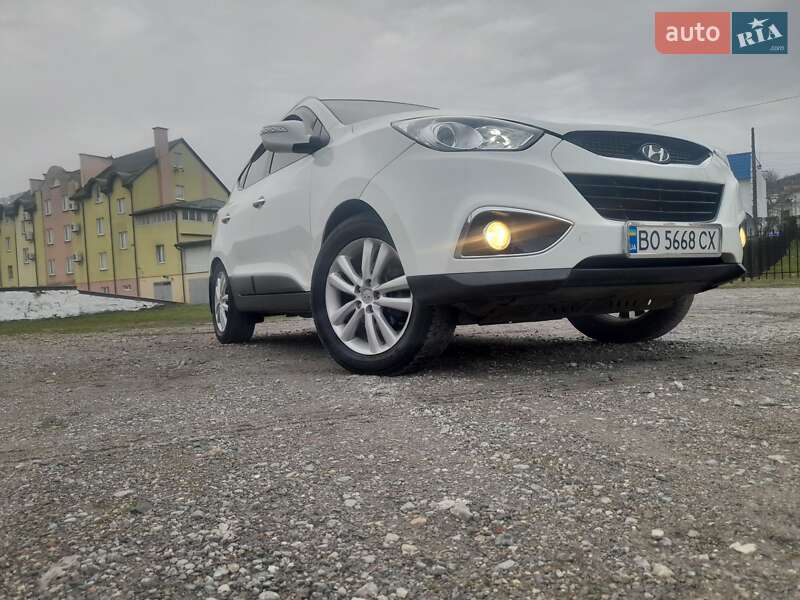 Внедорожник / Кроссовер Hyundai ix35 2011 в Тернополе