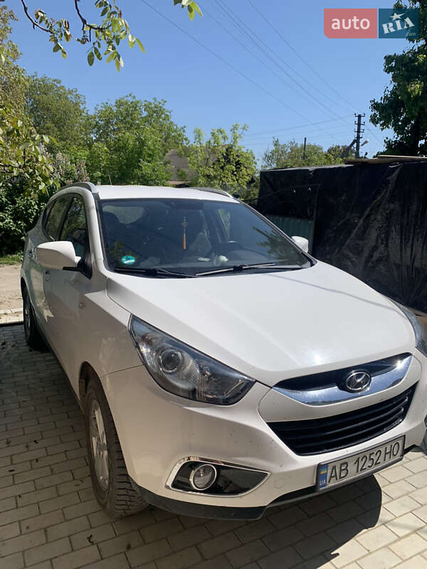 Позашляховик / Кросовер Hyundai ix35 2013 в Тульчині