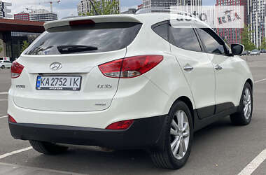 Позашляховик / Кросовер Hyundai ix35 2010 в Києві
