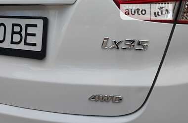 Внедорожник / Кроссовер Hyundai ix35 2012 в Харькове