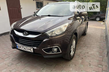 Внедорожник / Кроссовер Hyundai ix35 2010 в Звягеле