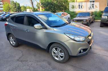 Внедорожник / Кроссовер Hyundai ix35 2010 в Полтаве