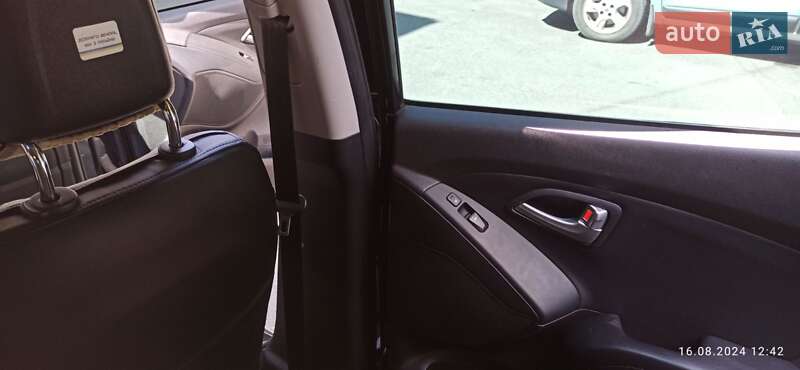 Внедорожник / Кроссовер Hyundai ix35 2013 в Днепре