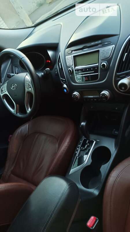 Внедорожник / Кроссовер Hyundai ix35 2010 в Одессе фото 21 Внедорожник / Кроссовер Hyundai ix35 2010 в Одессе