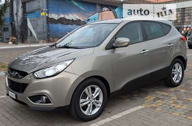 Позашляховик / Кросовер Hyundai ix35 2010 в Луцьку