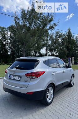 Позашляховик / Кросовер Hyundai ix35 2010 в Чернівцях