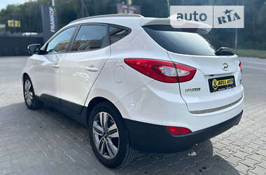 Позашляховик / Кросовер Hyundai ix35 2014 в Чернівцях