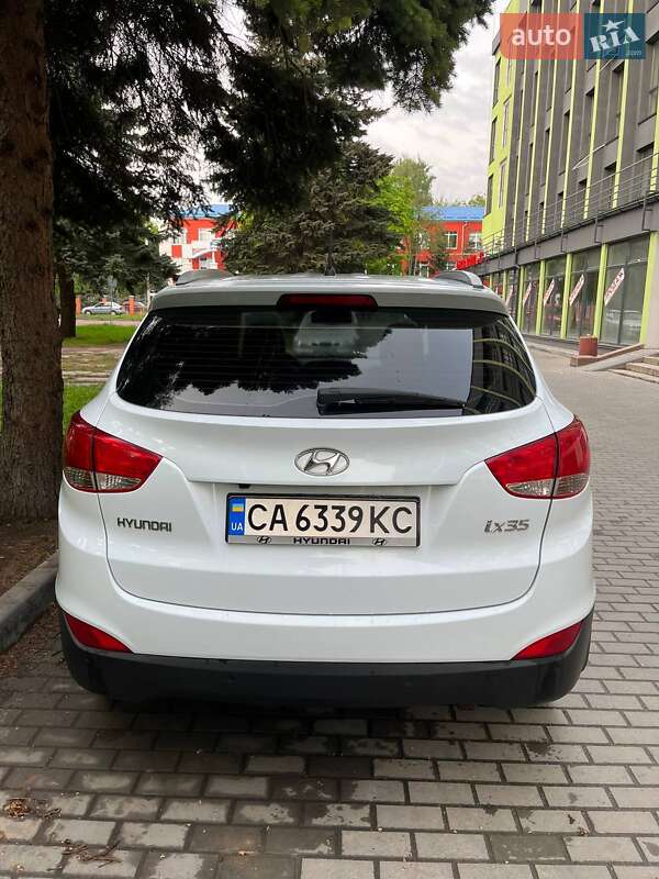 Внедорожник / Кроссовер Hyundai ix35 2011 в Черкассах