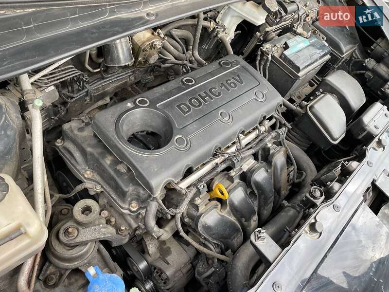 Позашляховик / Кросовер Hyundai ix35 2010 в Вінниці