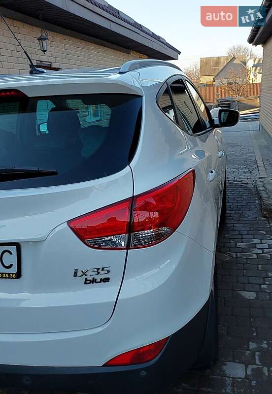 Внедорожник / Кроссовер Hyundai ix35 2013 в Голованевске