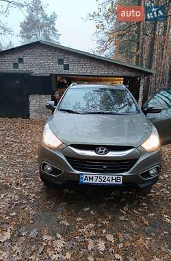 Позашляховик / Кросовер Hyundai ix35 2010 в Житомирі