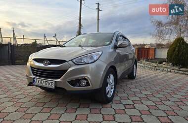 Позашляховик / Кросовер Hyundai ix35 2010 в Запоріжжі