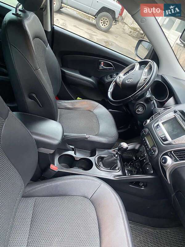 Позашляховик / Кросовер Hyundai ix35 2013 в Тернополі