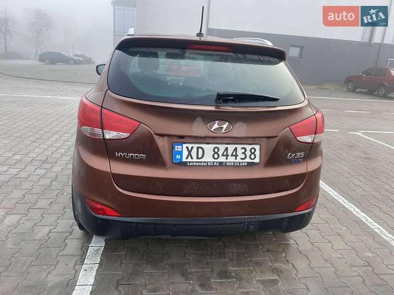 Позашляховик / Кросовер Hyundai ix35 2013 в Тернополі