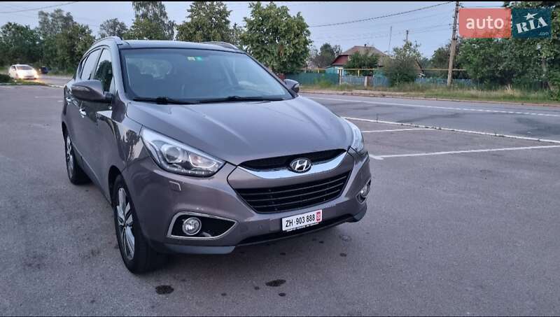 Внедорожник / Кроссовер Hyundai ix35 2015 в Коростене