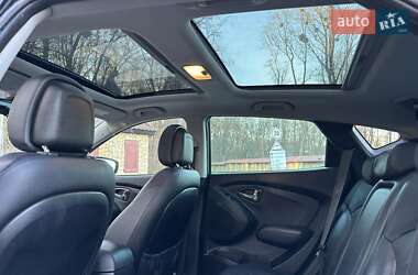 Внедорожник / Кроссовер Hyundai ix35 2012 в Черновцах