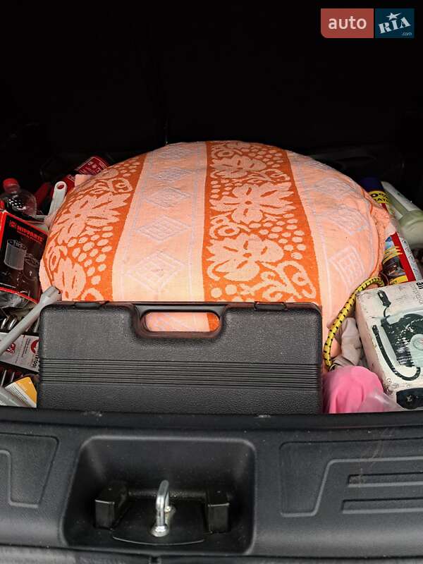 Позашляховик / Кросовер Hyundai ix35 2010 в Дніпрі